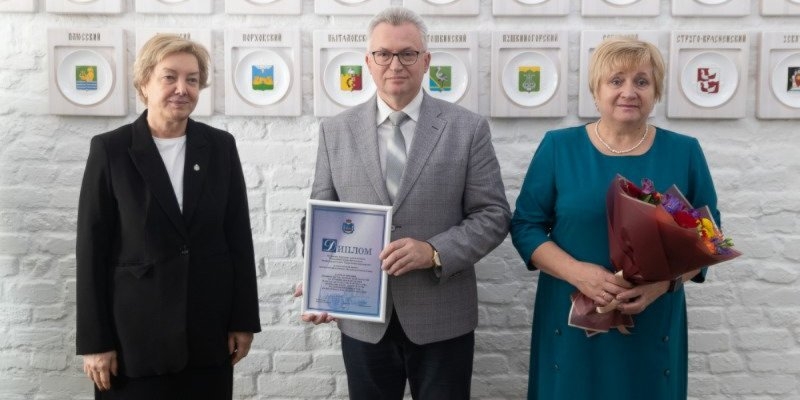 Создатели «Великолукского вестника» стали лауреатами премии правительства - 2022-10-20 12:35:00 - 1