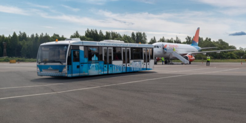 Михаил Ведерников и Игорь Левитин осмотрели аэропорт и Троицкий мост - 2023-07-03 09:35:00 - 1