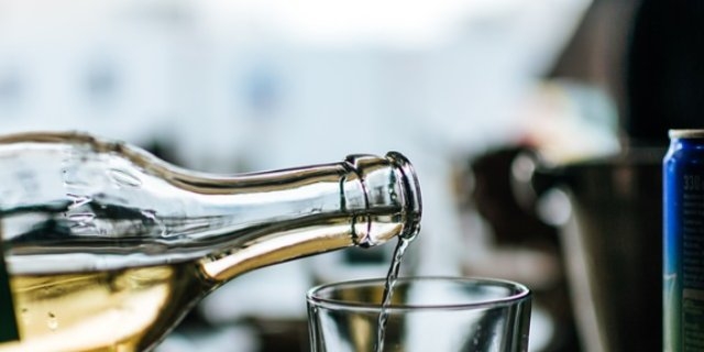 Житель Порхова обвиняется в незаконной торговле алкоголем - 2021-09-16 14:58:00 - 1