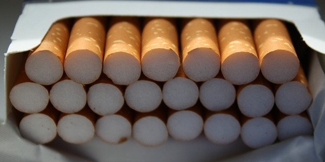 Контрафактную водку и немаркированные сигареты изъяли в великолукском магазине - 2022-12-27 16:05:00 - 1