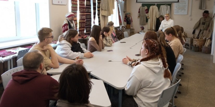 Студенты из Индии познакомились с культурой сето - 2024-05-18 11:05:00 - 1