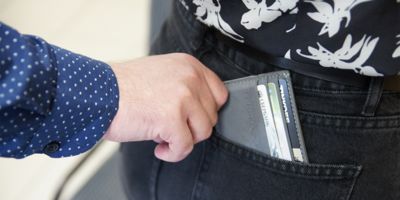 Власти рассматривают закон о повышении НДФЛ для уехавших за границу россиян - 2023-04-24 19:05:00 - 1