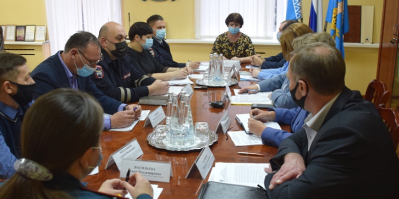 Под наблюдением врачей находятся более полутора тысяч псковичей с COVID-19 - 2021-11-19 12:35:00 - 1