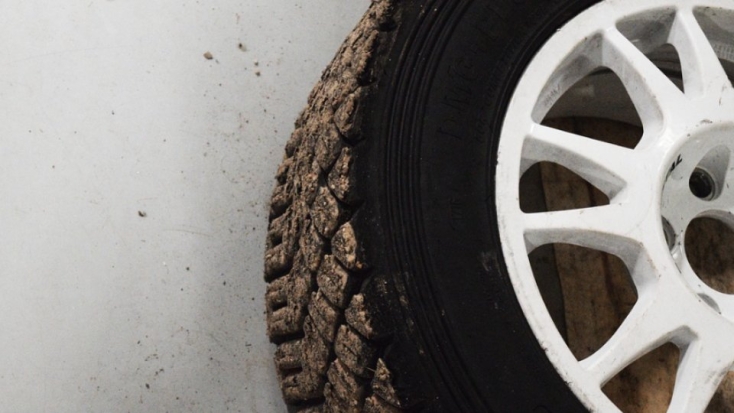 Великолучанин подозревается в похищении автомобильных колес - 2021-06-03 15:36:00 - 1