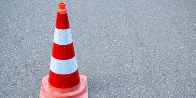 В Великих Луках временно закрыт участок дороги по улице Плаксинской - 2021-06-08 11:37:29 - 1