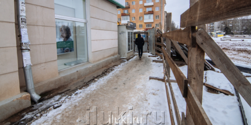 В Великих Луках продолжается реконструкция перекрестка Ленина - Дьяконова - 2021-02-26 15:43:00 - 1