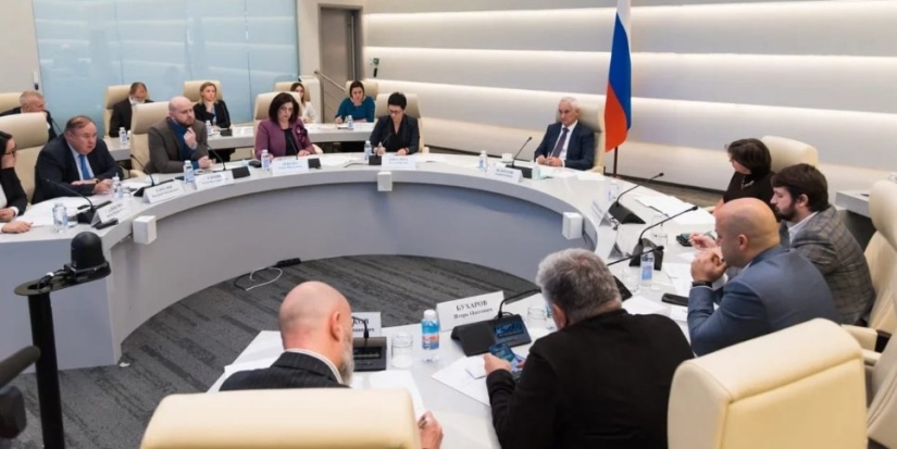 Власти и бизнес обсудили меры поддержки в связи с антиковидными ограничениями - 2021-10-31 16:00:00 - 1