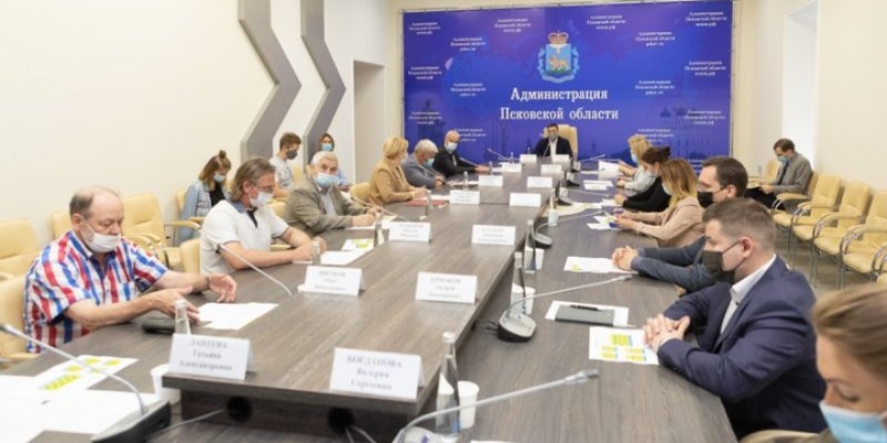Утверждены флаги и гербы пяти муниципалитетов Псковской области - 2021-07-21 14:35:00 - 1