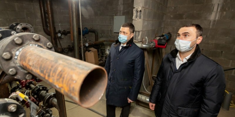 Губернатор обратил внимание подрядчика на недочеты строительства соцгородка - 2021-03-16 17:36:00 - 1