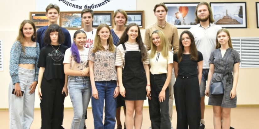 Любители английского языка встретились в Великих Луках - 2022-08-15 16:05:00 - 1