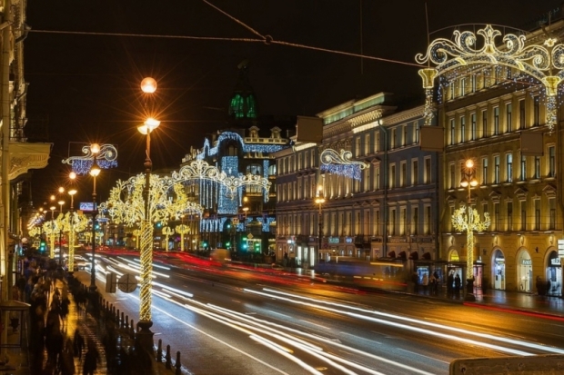 Главная улица Северной столицы в новогоднюю ночь станет пешеходной - 2018-12-25 14:21:00 - 1