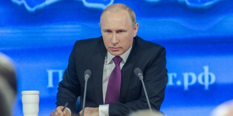 Путин считает, что Россия активно развивается - 2021-02-15 18:30:00 - 1