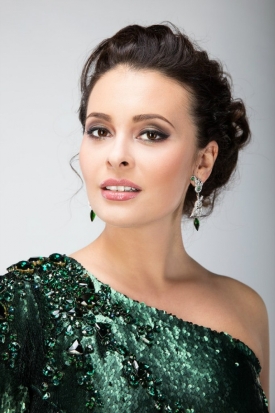 Финалистка шоу «Голос» Эльмира Калимуллина выступит в Великих Луках - 2018-07-18 08:38:00 - 1