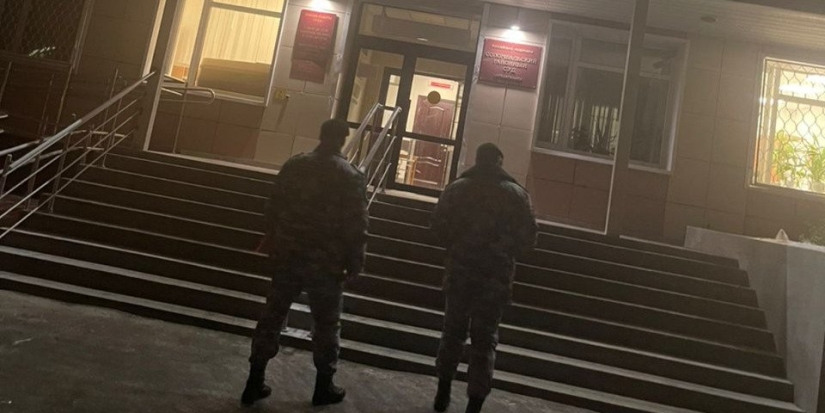 Псковские приставы доставили обвиняемого в архангельский суд - 2022-12-08 13:05:00 - 1