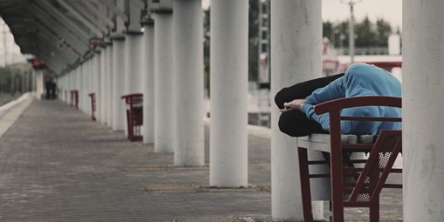 В Острове задержали мужчину с признаками наркотического опьянения - 2021-10-04 10:37:00 - 1