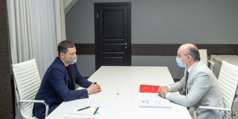 Губернатор провел рабочую встречу с Уполномоченным по правам человека - 2021-06-15 08:43:00 - 1