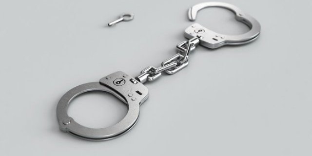 В Пскове подросток подозревается в незаконном обороте наркотиков - 2021-12-09 14:35:00 - 1