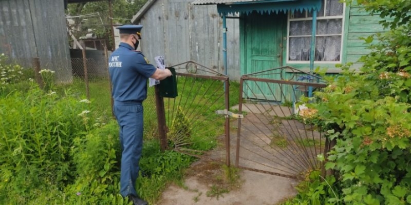 Противопожарный рейд прошёл в городе Порхове - 2021-06-24 15:13:00 - 1