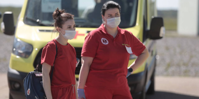 Псковские медики оказали помощь участникам ДТП в Ленинградской области - 2024-05-27 13:35:00 - 1