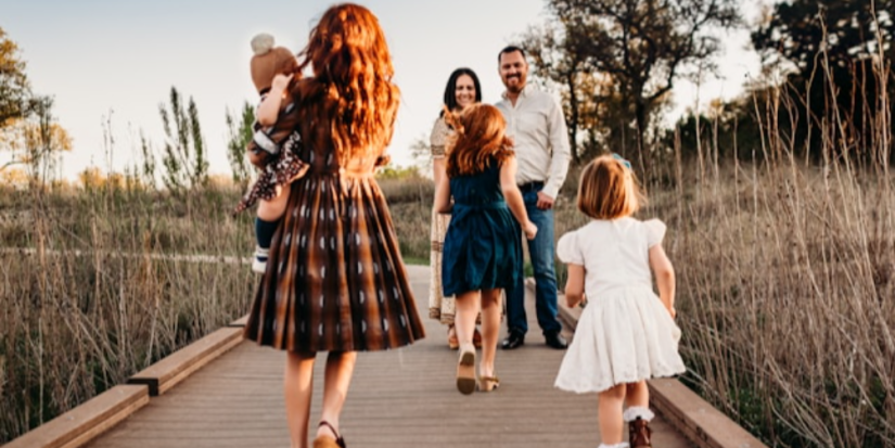 В Псковской области более 500 семей воспитывают приемных детей - 2024-04-27 11:05:00 - 1