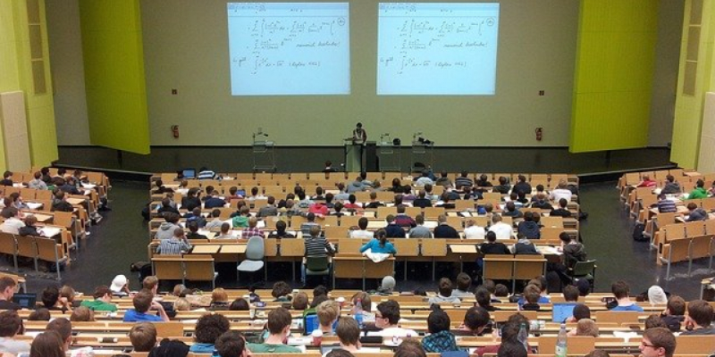 Студенты Москвы возвращаются к очному обучению - 2021-02-05 20:00:00 - 1