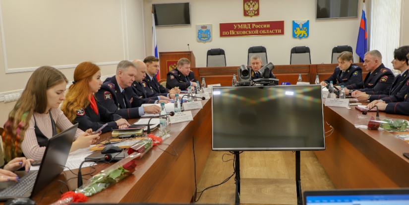 Начальник МВД Псковской области Алексей Овсянников встретился с журналистами - 2024-01-26 08:35:00 - 1
