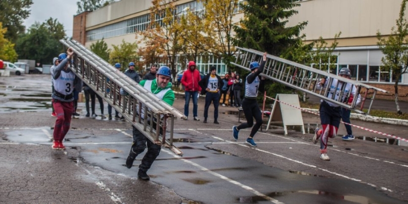 В Пскове прошли соревнования по пожарно-спасательному спорту - 2021-09-24 11:13:00 - 1