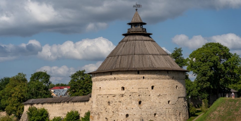 Псковский музей приглашает на экскурсию по музейному комплексу «Покровский угол» - 2022-09-15 15:35:00 - 1