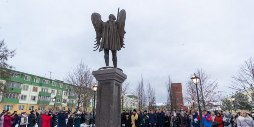 В Печорах открыт памятник архангелу Михаилу - 2023-12-26 10:35:00 - 1