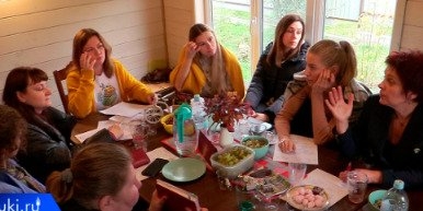 Поездки маломобильных гостей по Великим Лукам и Псковщине обсудили активисты - 2022-10-03 20:00:00 - 1