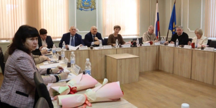 В псковской Думе обсудили работу по исполнению наказов избирателей - 2024-03-09 17:05:00 - 1
