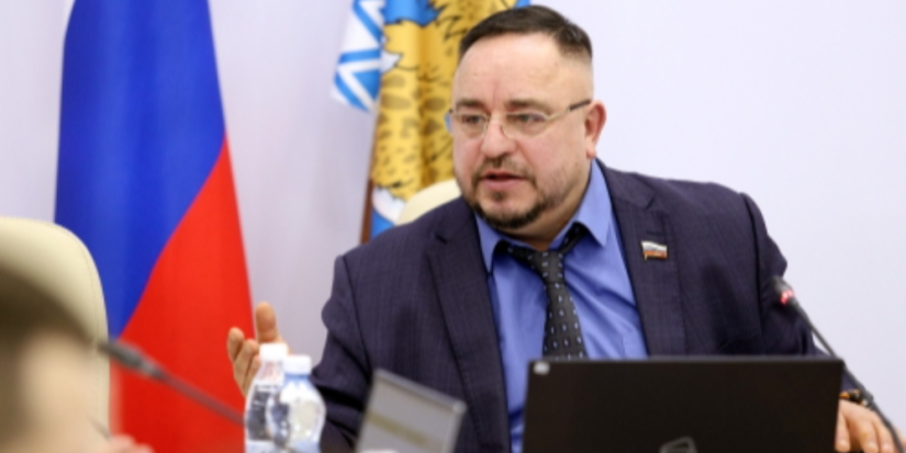 Новые региональные награды обсудили депутаты Псковской области - 2023-12-15 09:35:00 - 1