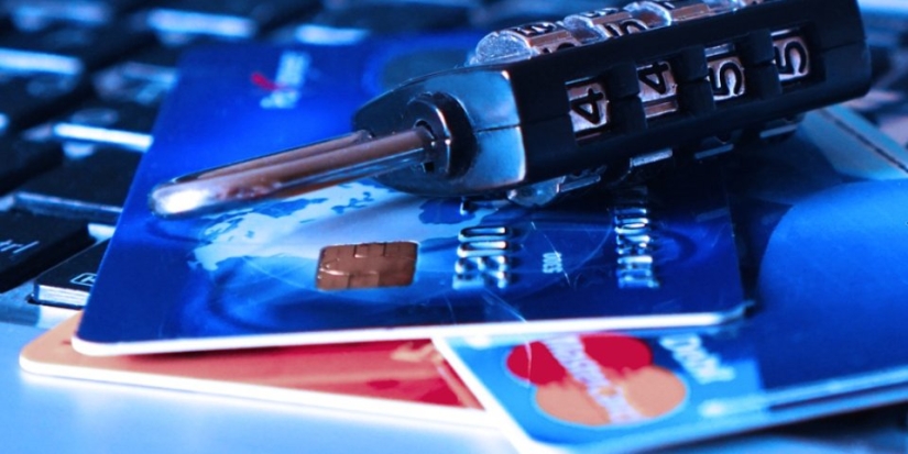 Более миллиона рублей не досчитались жители региона после общения с мошенниками - 2021-12-20 13:05:00 - 1