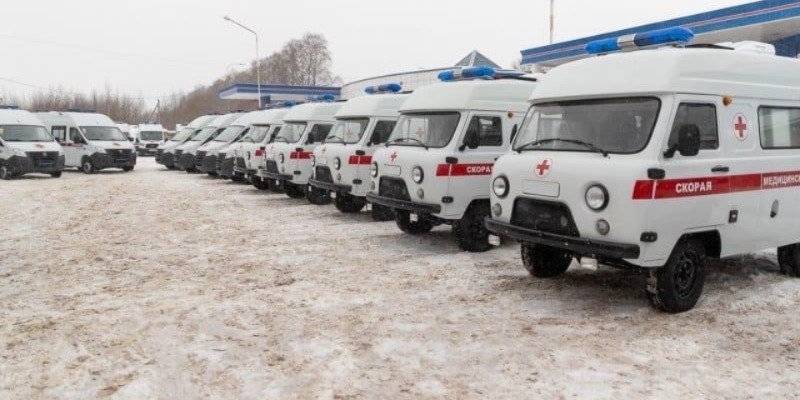 Два новых автомобиля переданы станции скорой помощи в Великих Луках - 2022-12-28 13:05:00 - 1