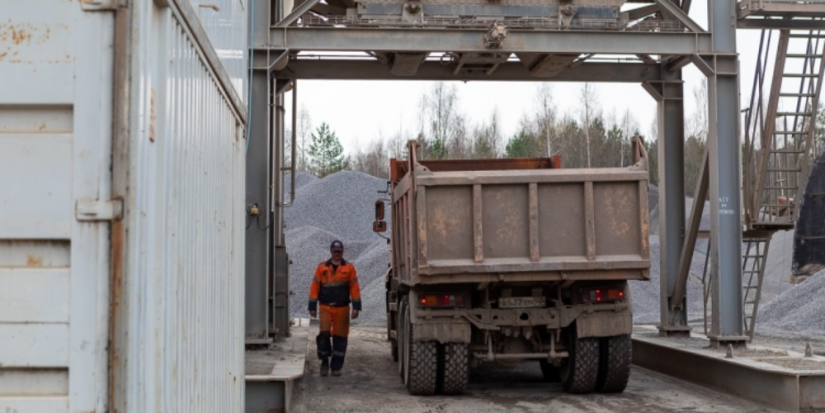 Асфальтобетонный завод «Амманн» Псковавтодора готов к дорожному сезону - 2024-04-06 11:05:00 - 1