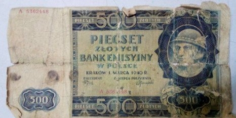 Старинные денежные знаки разных стран изъяли псковские таможенники - 2022-10-04 11:35:00 - 1