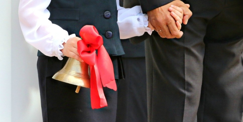 Последние звонки в российских школах могут пройти очно - 2022-05-16 19:30:00 - 1