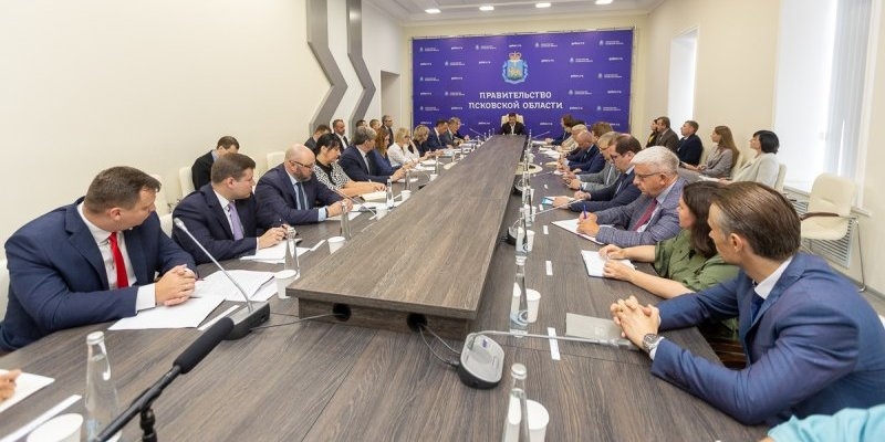 Михаил Ведерников: «Псковщина берет шефство над районом Херсонской области» - 2022-08-06 16:00:00 - 1