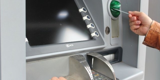 Жительницы Пскова и Великолукского района перевели мошенникам почти 2 миллиона - 2021-11-22 11:05:00 - 1