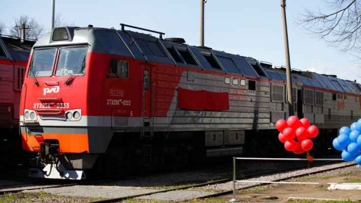 Локомотивы в Великих Луках получили имена героев Великой Отечественной войны - 2021-05-07 14:21:47 - 1