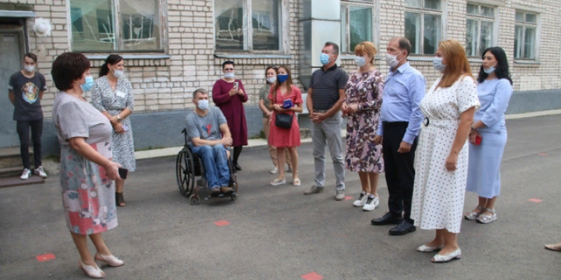 Псковский лицей №4 прошел комиссионную приемку к новому учебному году - 2021-08-11 09:35:00 - 1