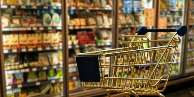 Великолучанка задержана за кражу спиртного в магазине - 2021-09-27 12:12:00 - 1