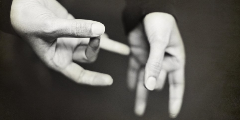 В России разработана программа перевода языка жестов в текст или голос - 2021-10-05 19:00:00 - 1