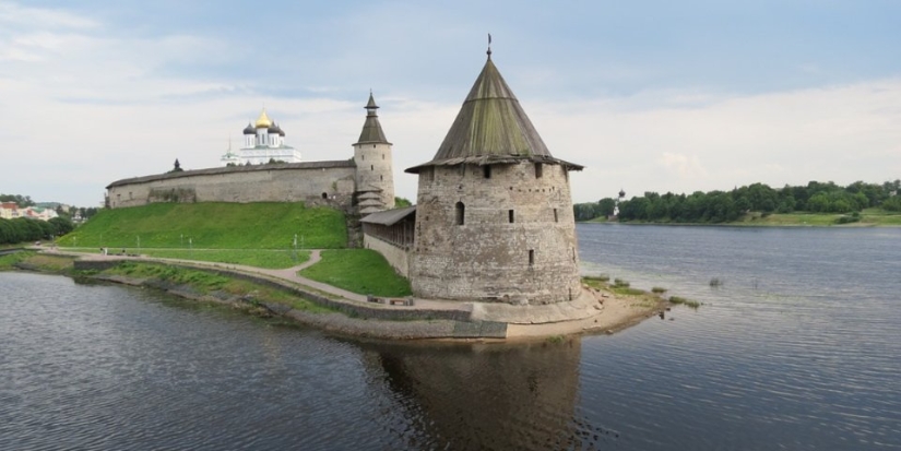 Псковский музей приглашает на экскурсию «Все о Кремле» - 2022-08-20 19:05:00 - 1