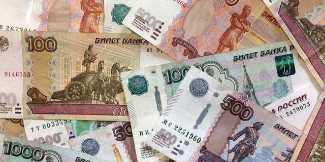 Почти 2 млн лишилась великолучанка, желая стать акционером крупной компании - 2023-01-12 12:05:00 - 1