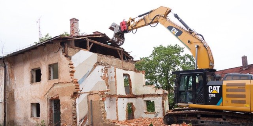 Из аварийного жилья могут начать расселять в деревянные дома - 2023-05-08 15:05:00 - 1