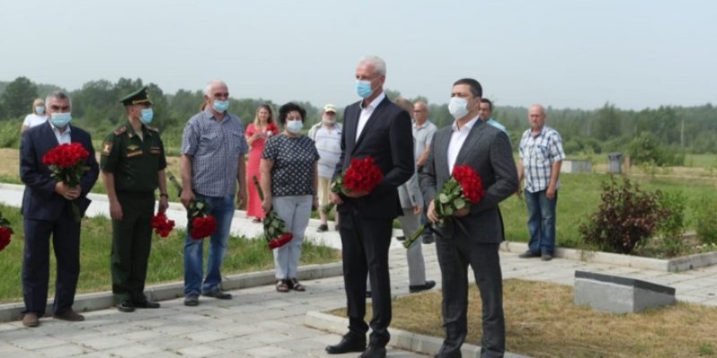 Михаил Ведерников почтил память бойцов, павших в годы войны - 2021-06-22 14:56:00 - 1