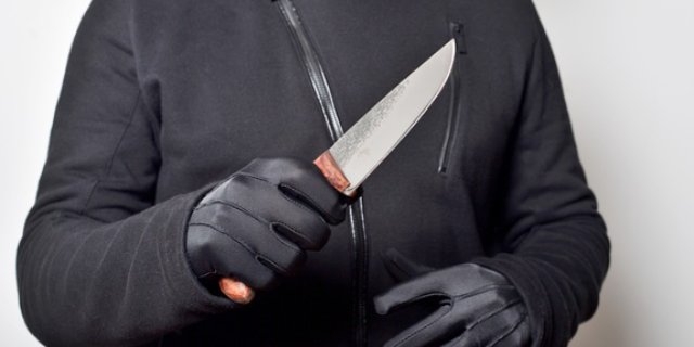 Житель Великих Лук предстанет перед судом за обезображивание лица человеку - 2022-04-18 12:35:00 - 1