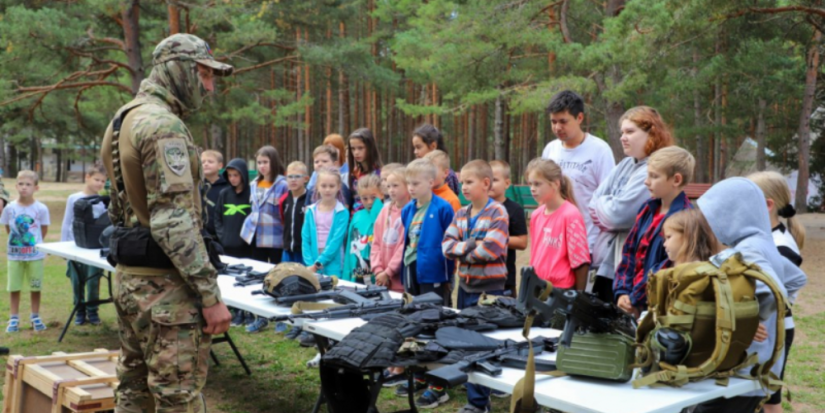 День безопасности повели полицейские в лагере «Стремительный» - 2023-08-14 19:05:00 - 1