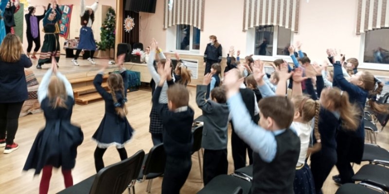 Школьники Великих Лук приняли участие в представлении, посвященном ПДД - 2022-01-14 12:35:00 - 1